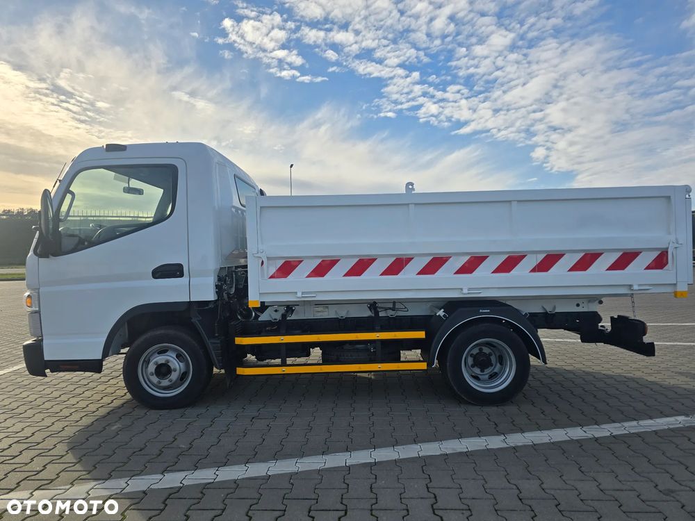 Mitsubishi Fuso canter - 5