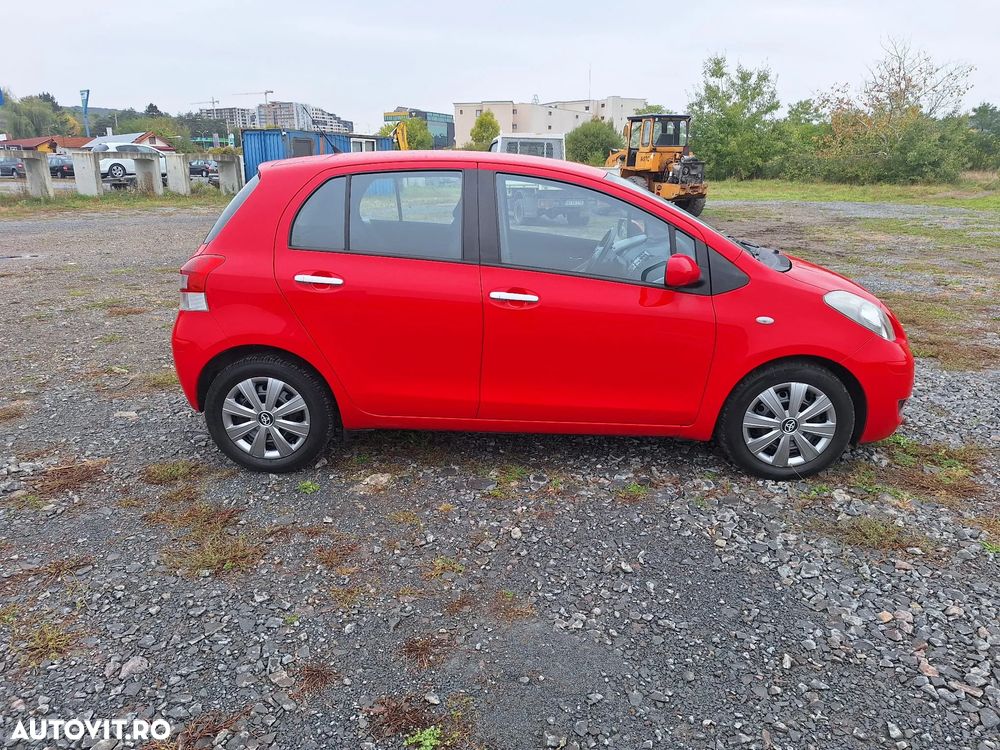 Toyota Yaris 1.3 VVT-i Multidrive S Luna - 12
