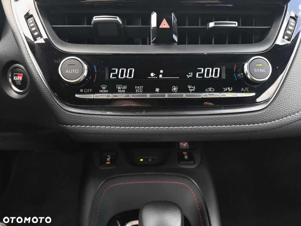 Toyota Corolla - 19