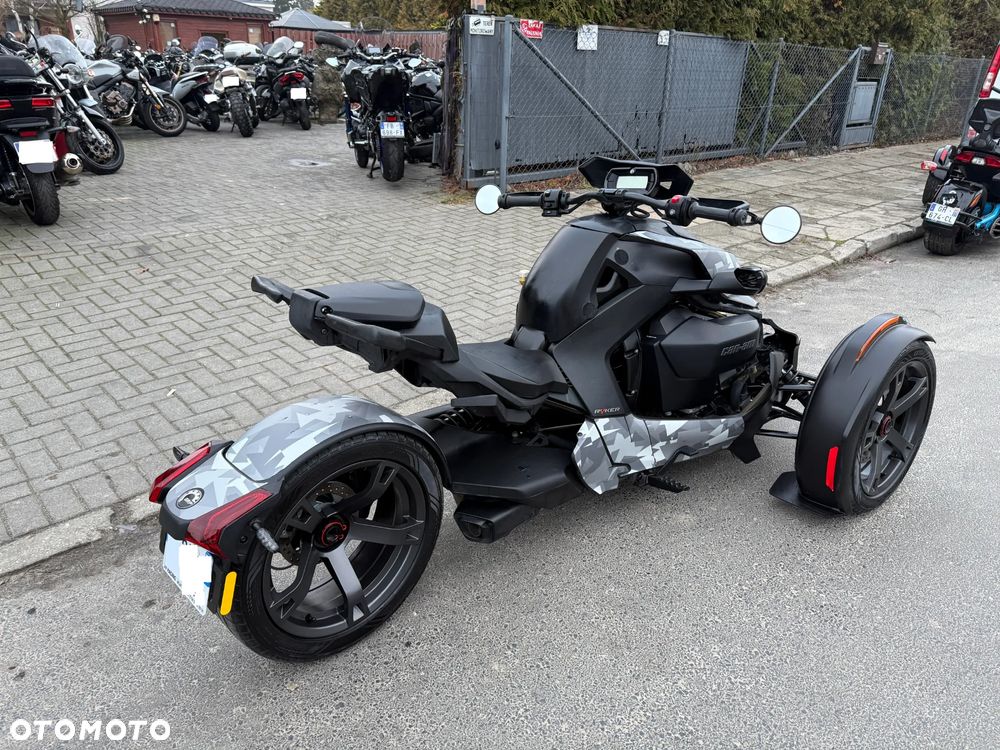 Can-Am Ryker - 8