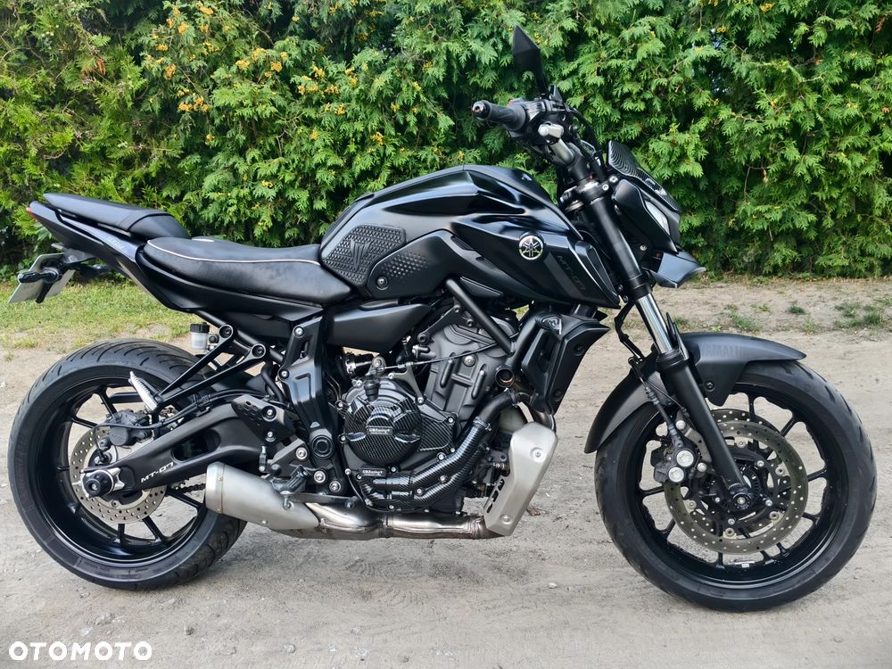 Yamaha MT - 2