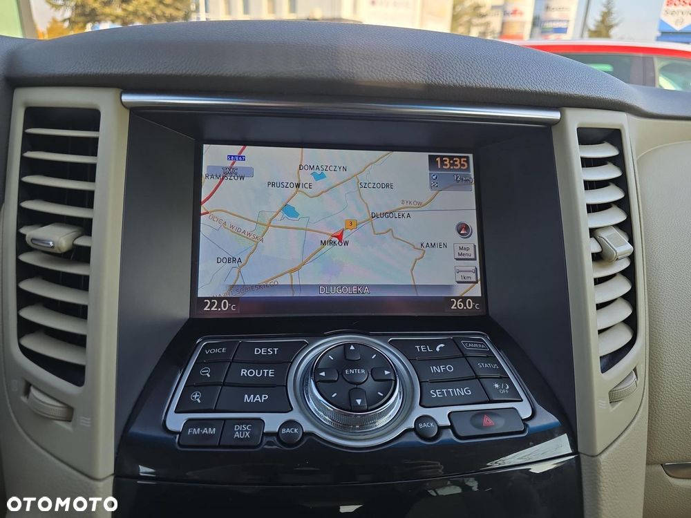 Infiniti QX70 3.7 S EU6 - 18