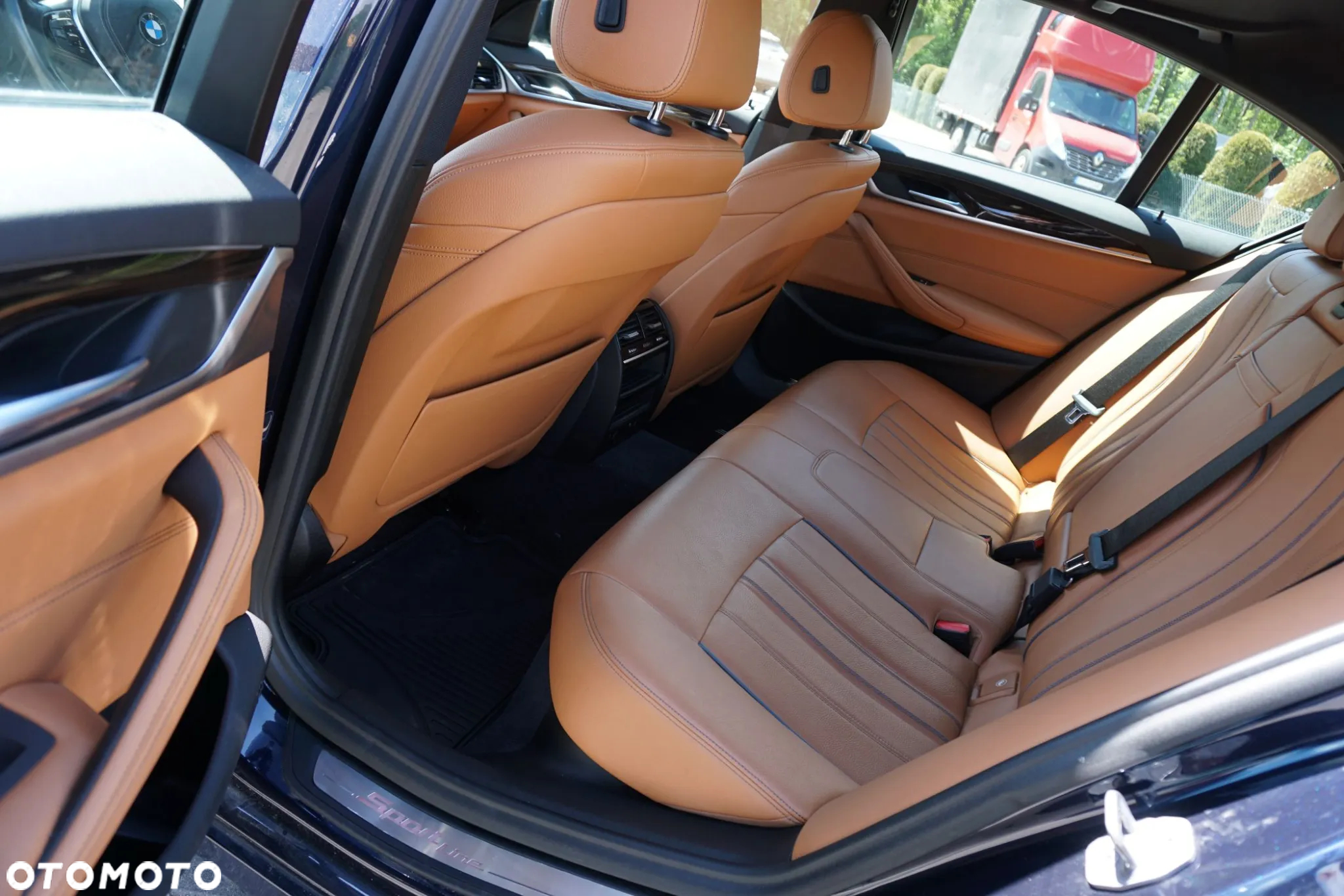 BMW Seria 5 530i xDrive Luxury Line sport - 21