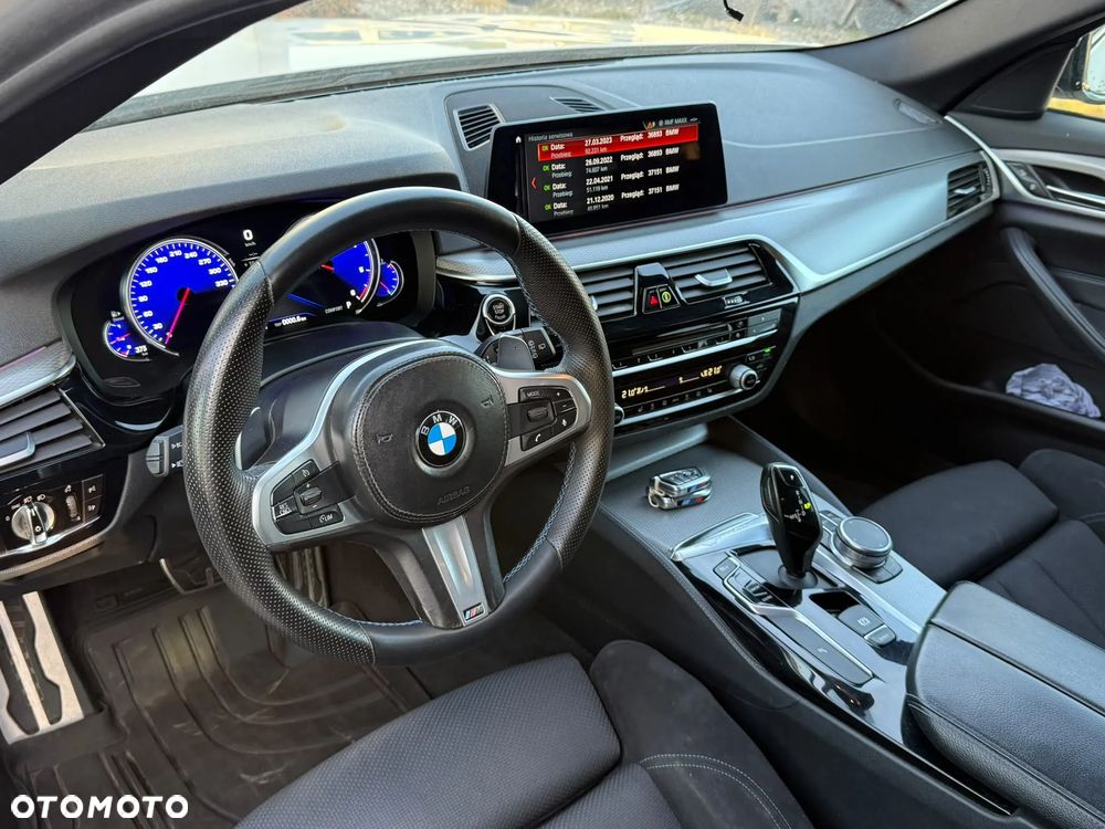 BMW Seria 5 530d xDrive M Sport sport - 14