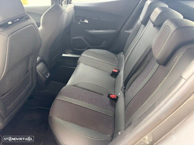 Peugeot 2008 1.2 Hybrid GT e-DCS6 - 9