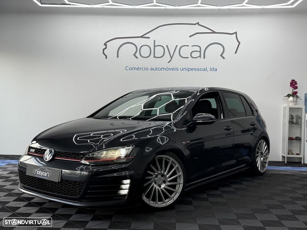 VW Golf 2.0 TSi GTi DSG - 1