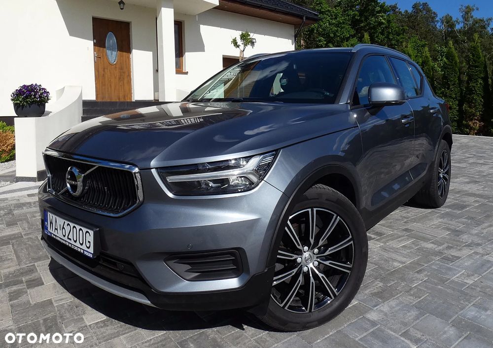 Volvo XC 40 D4 AWD Momentum (Intro Edition) - 13