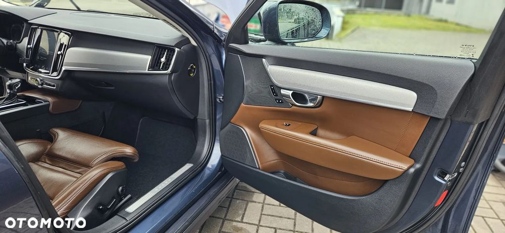 Volvo V90 D4 SCR AWD Kinetic - 7