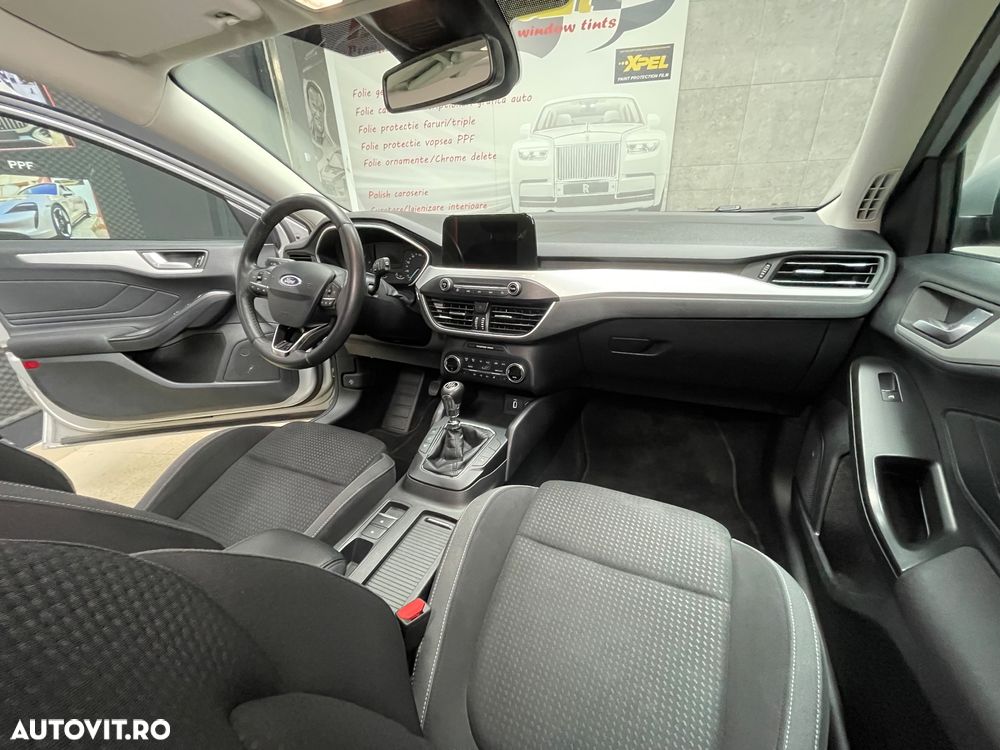 Ford Focus 1.0 EcoBoost Trend - 11