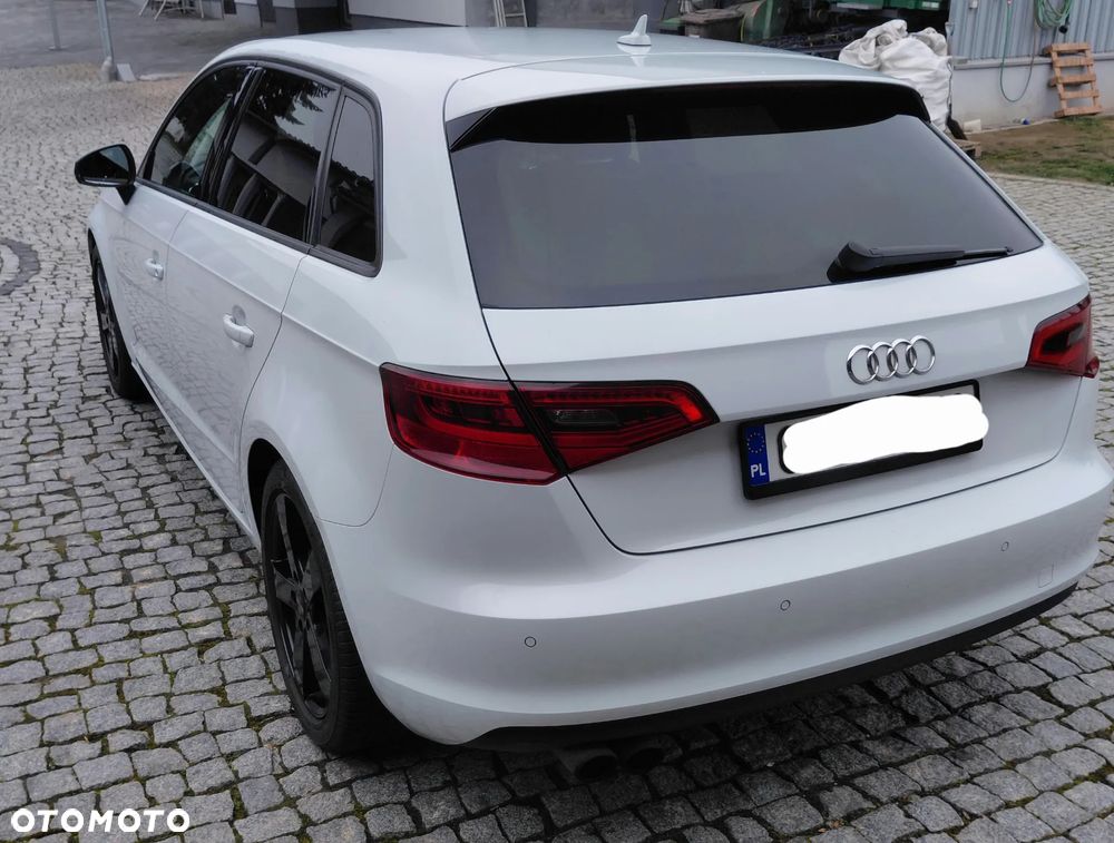 Audi A3 Sportback 1.4 TFSI Ambition - 4