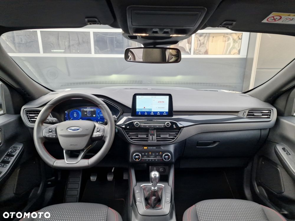 Ford Kuga - 24