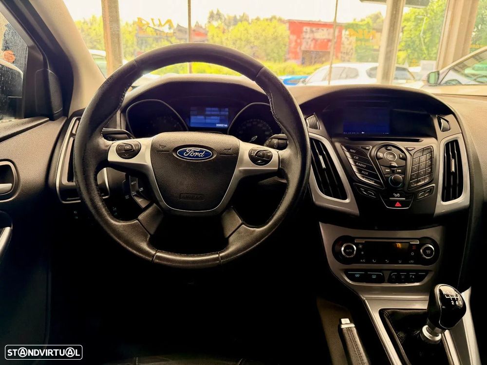 Ford Focus SW 1.6 TDCi ECOnetic 88g S&S Titanium - 16