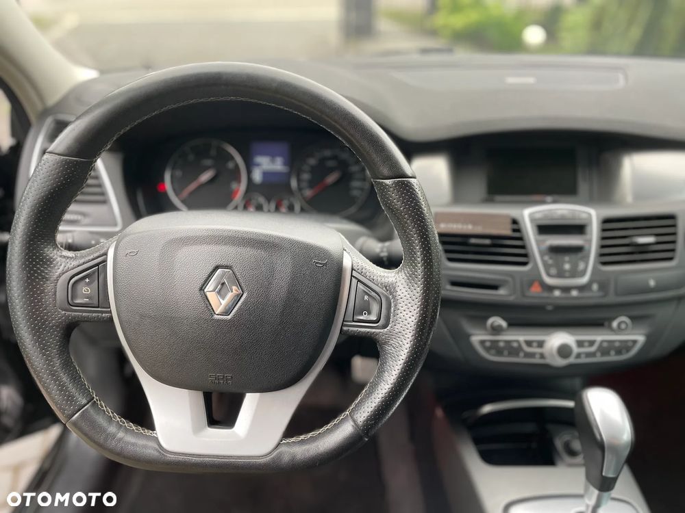 Renault Laguna 2.0 dCi Bose Edition ESM - 11