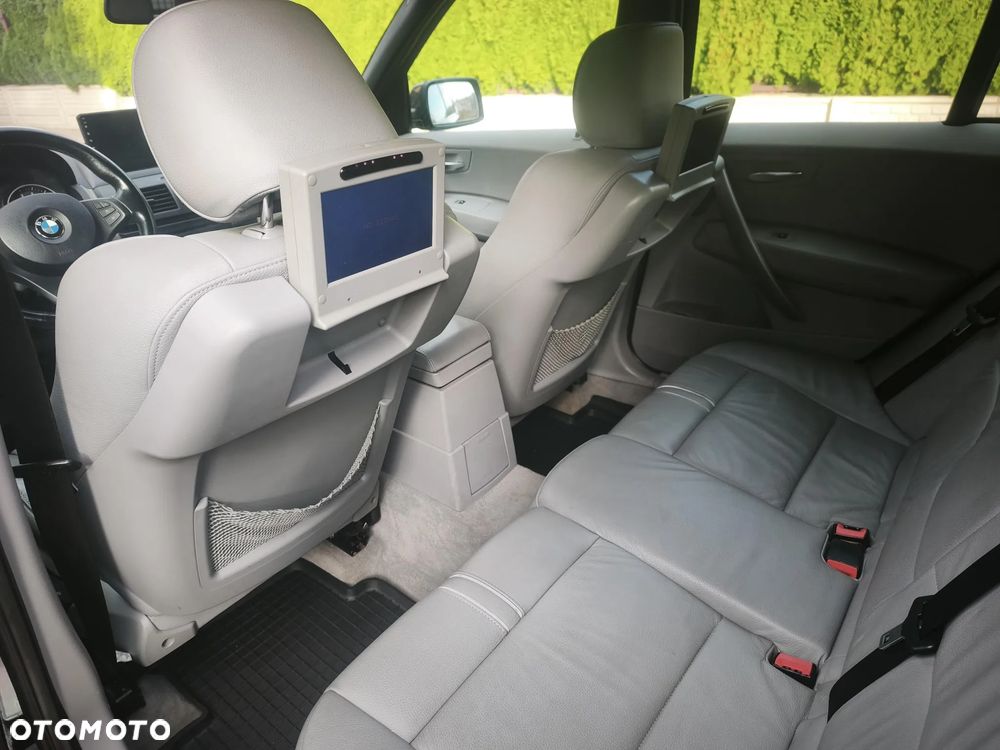 BMW X3 2.0i - 12