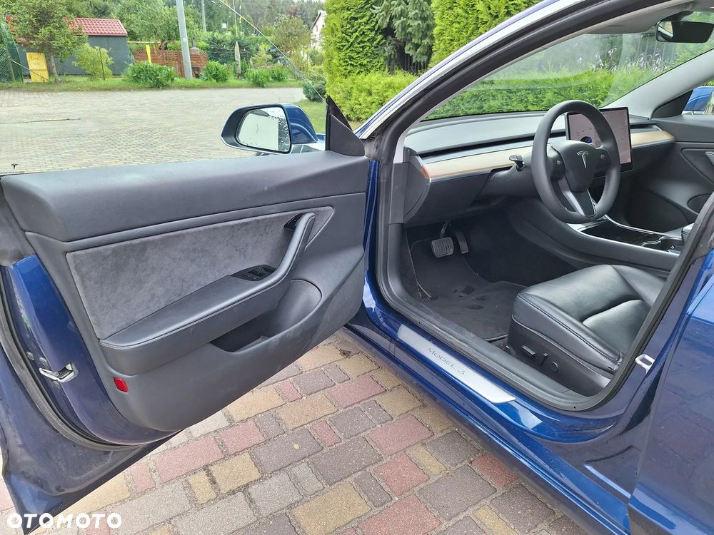 Tesla Model 3 Langstreckenbatterie Allradantrieb Dual Motor - 21