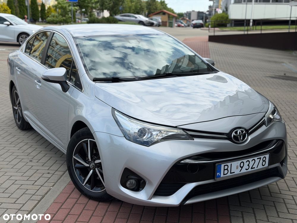 Toyota Avensis 1.8 Active - 3