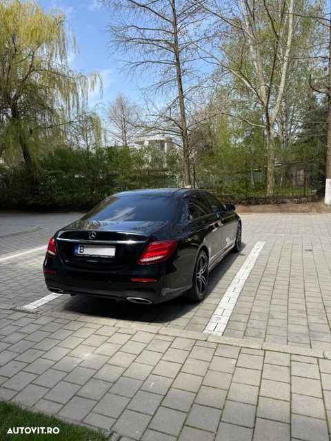Mercedes-Benz E 200 4MATIC Aut. - 11