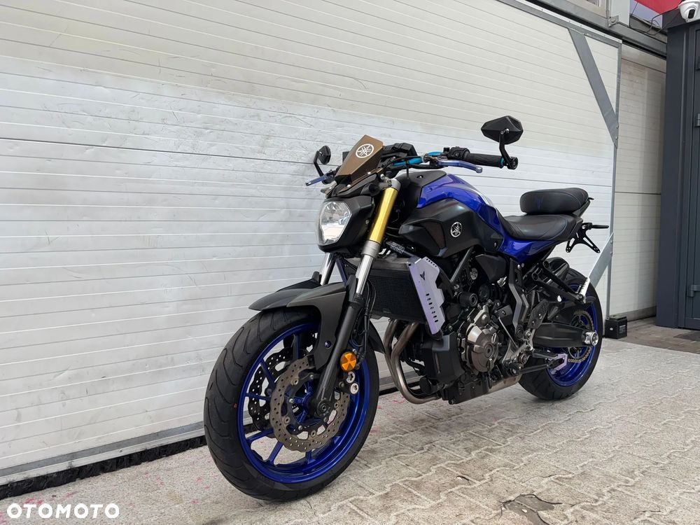 Yamaha MT - 6