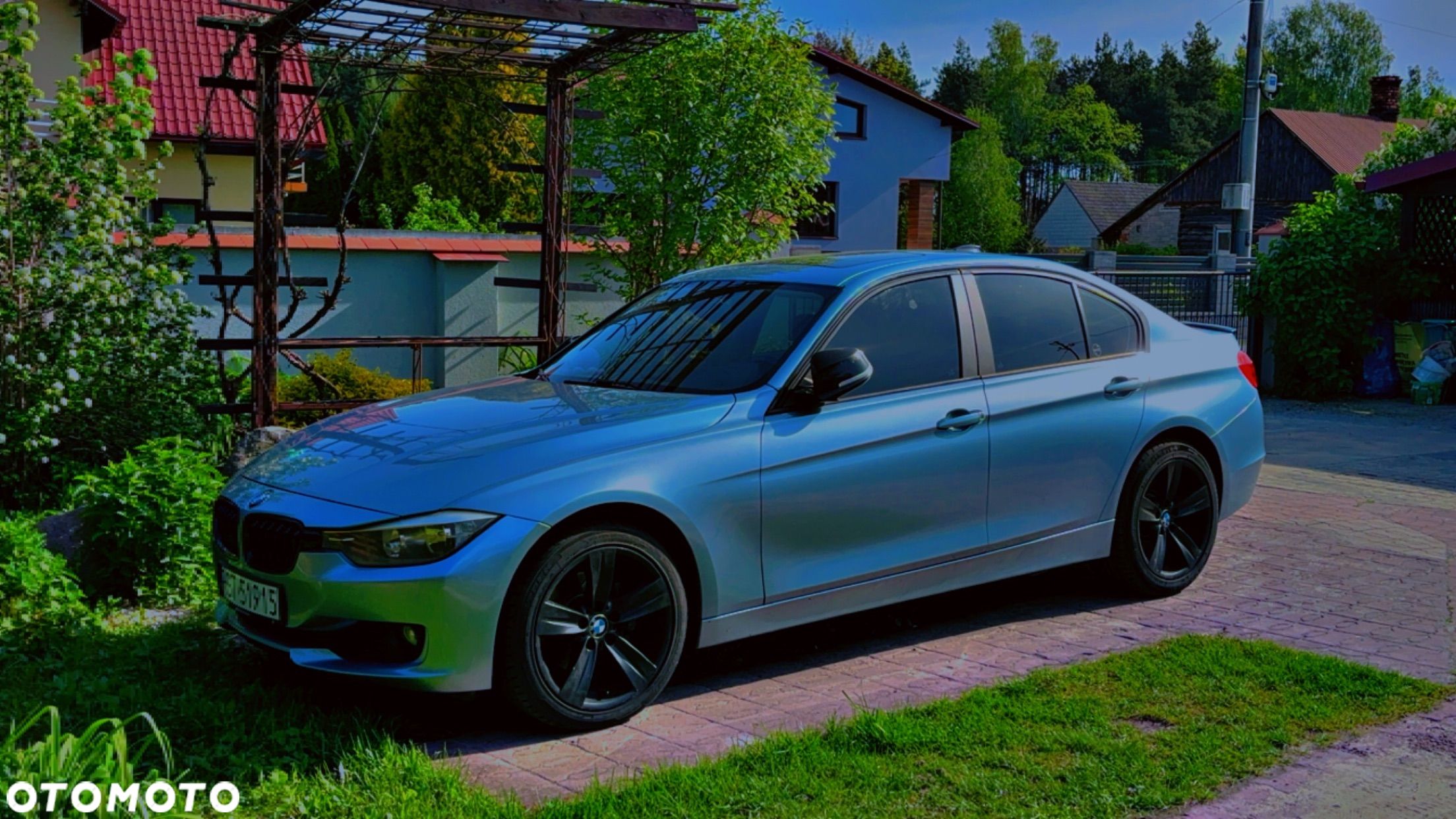 BMW Seria 3 328i - 1