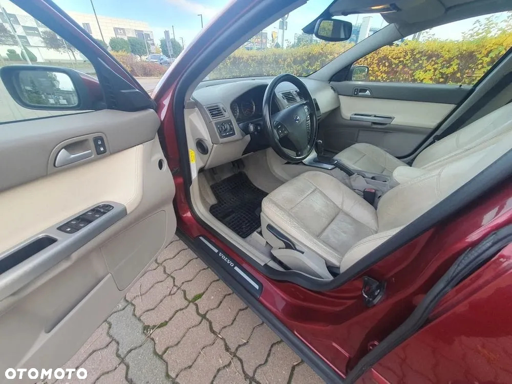Volvo S40 2.0D - 9