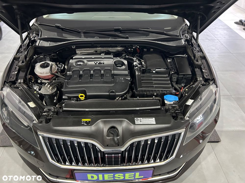 Skoda Superb 1.6 TDI GreenLine - 13