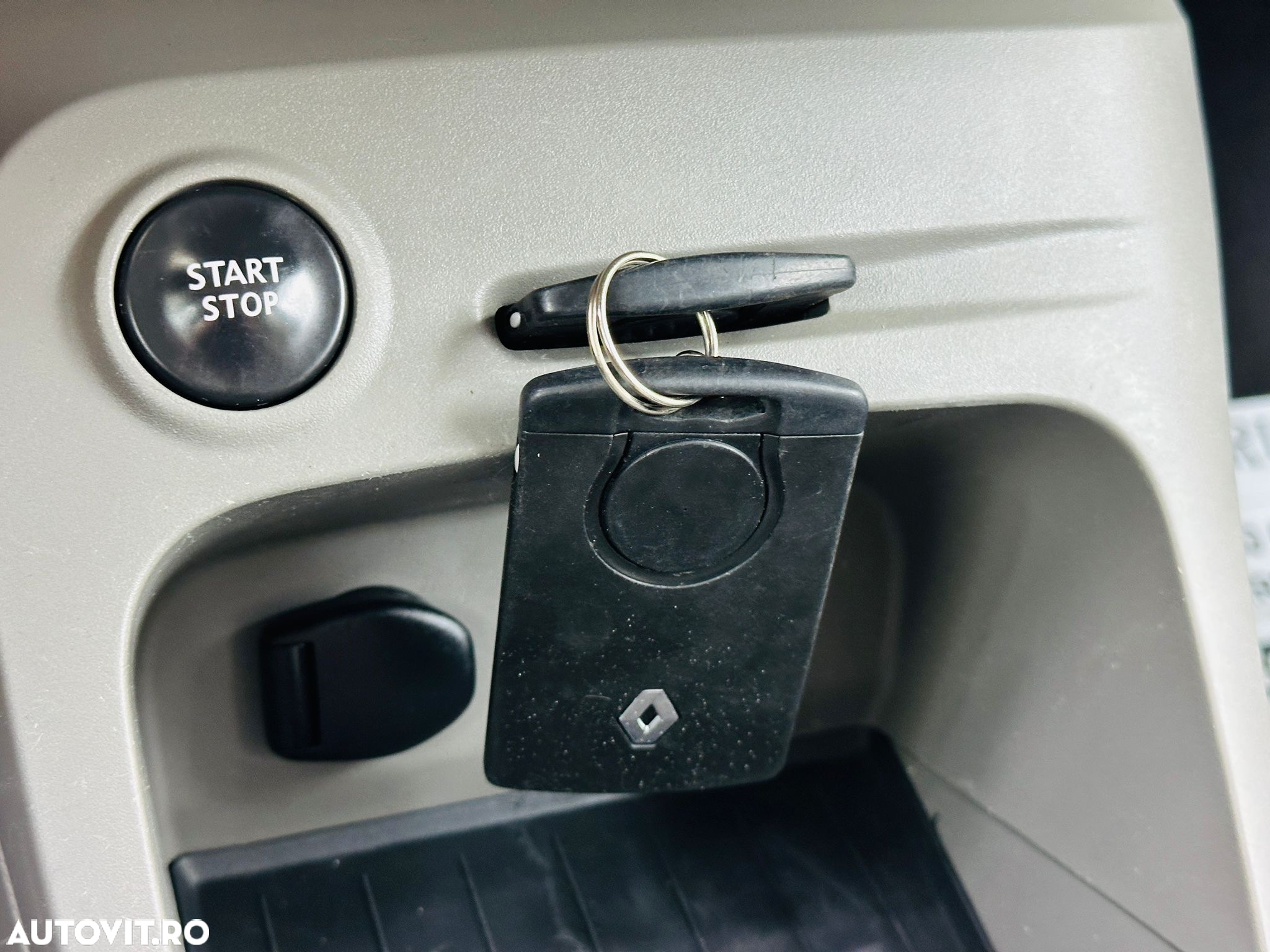 Renault Captur - 40