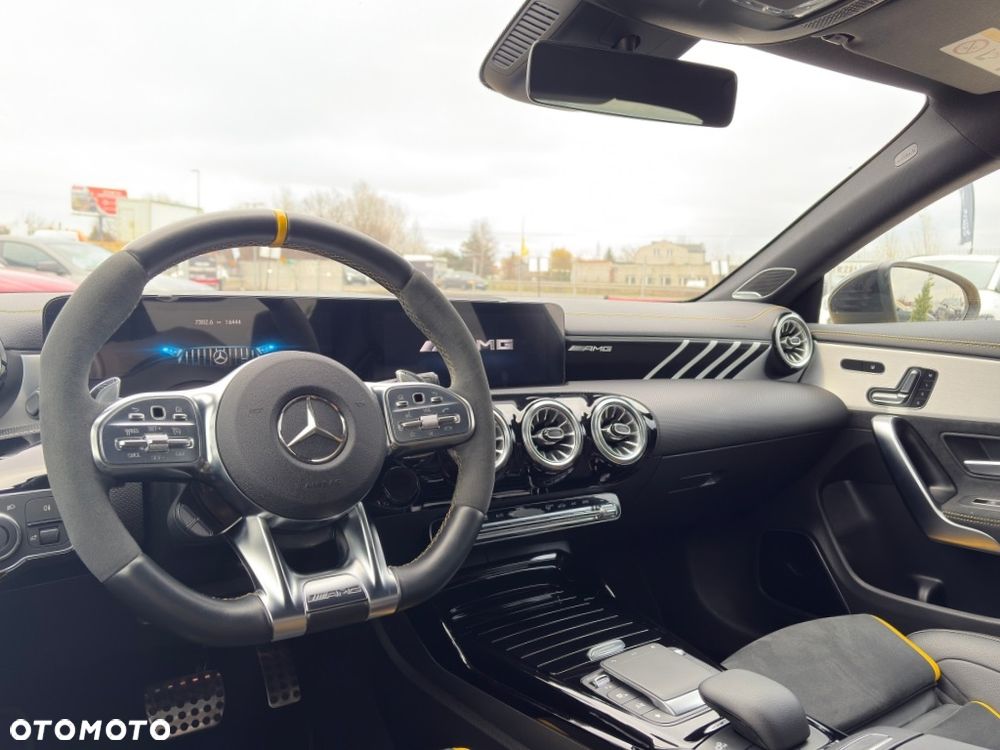 Mercedes-Benz CLA AMG 45 S 4-Matic+ 8G-DCT - 15