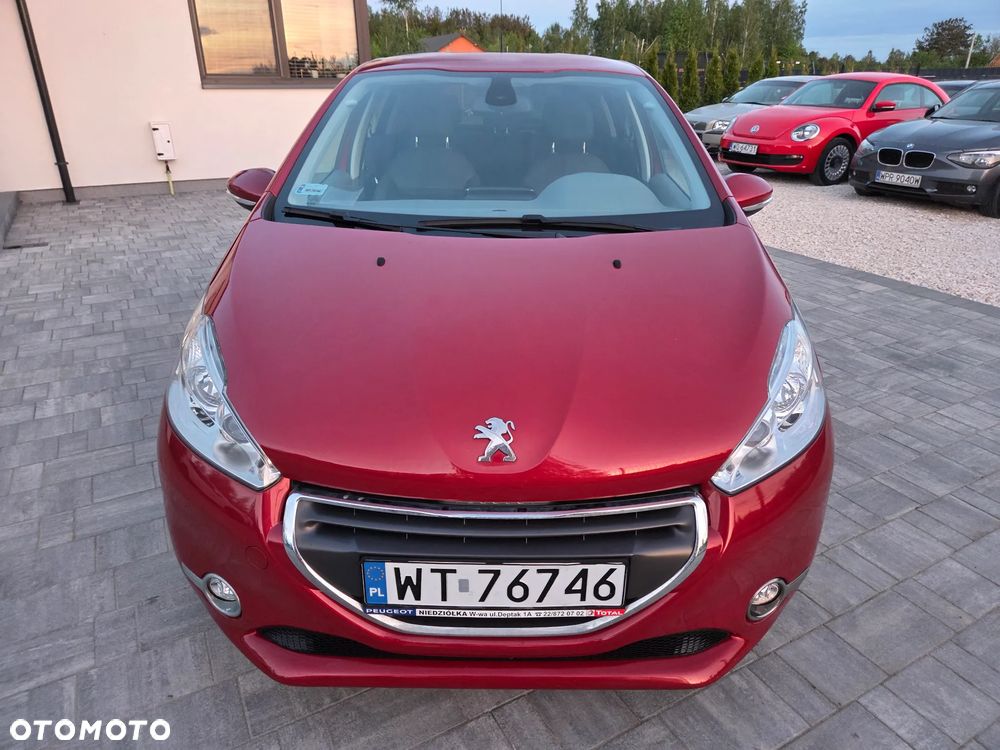 Peugeot 208 - 3