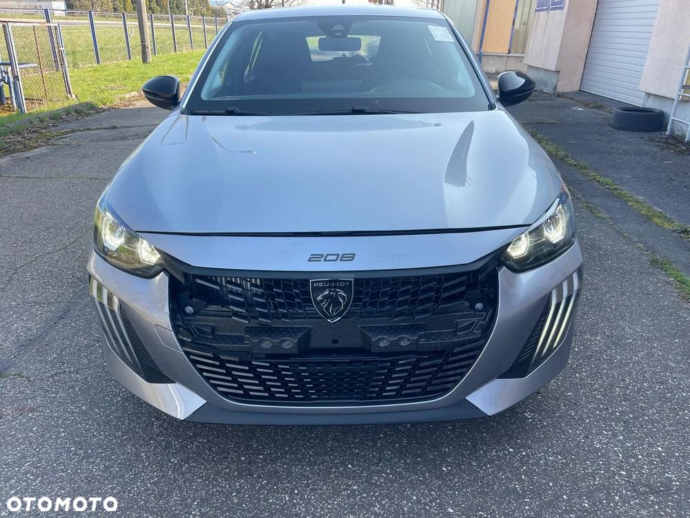 Peugeot 208 1.2 mHEV Active - 8