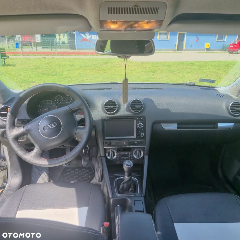 Audi A3 3-drzwiowe 1.6 Ambiente - 17