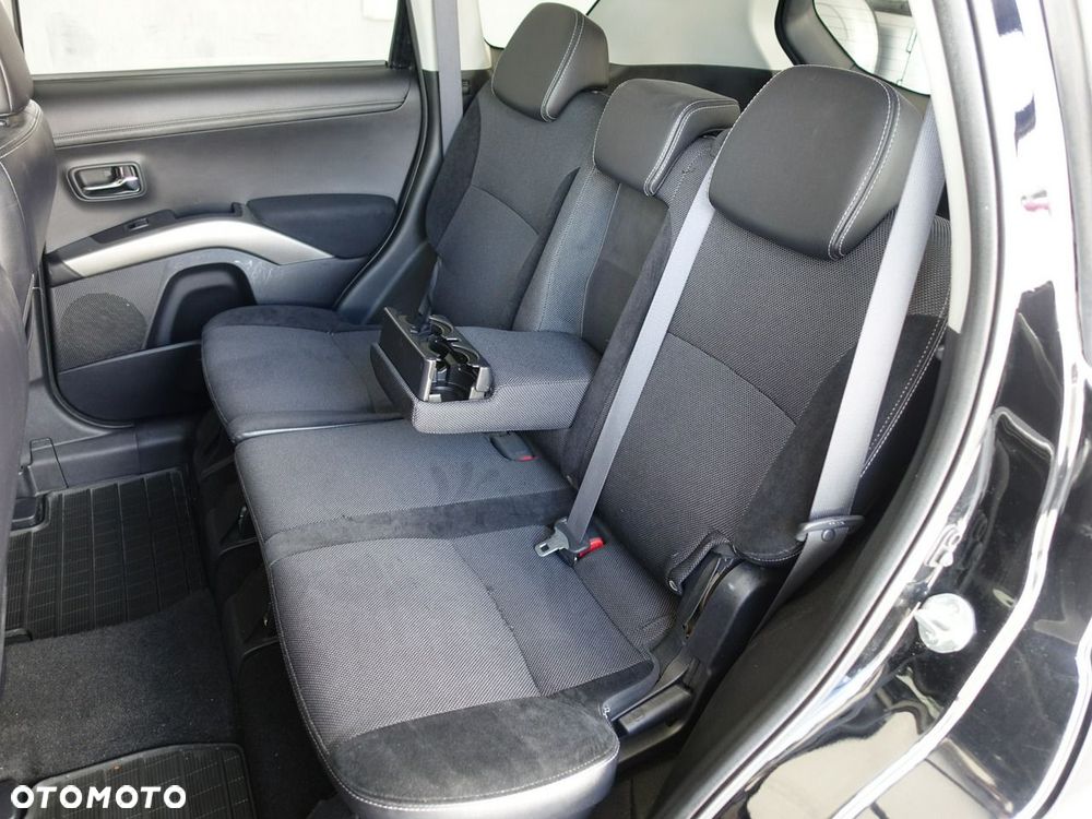 Mitsubishi Outlander 2.4 4WD Invite - 17