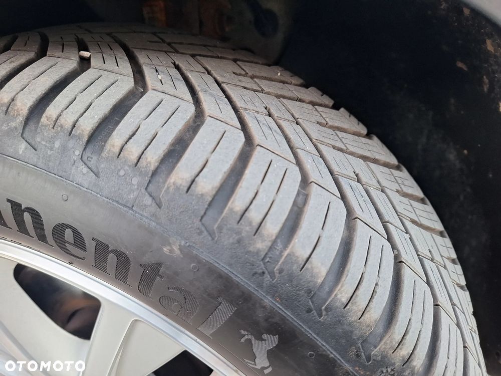 Volkswagen Golf 1.4 TSI BMT Highline - 36