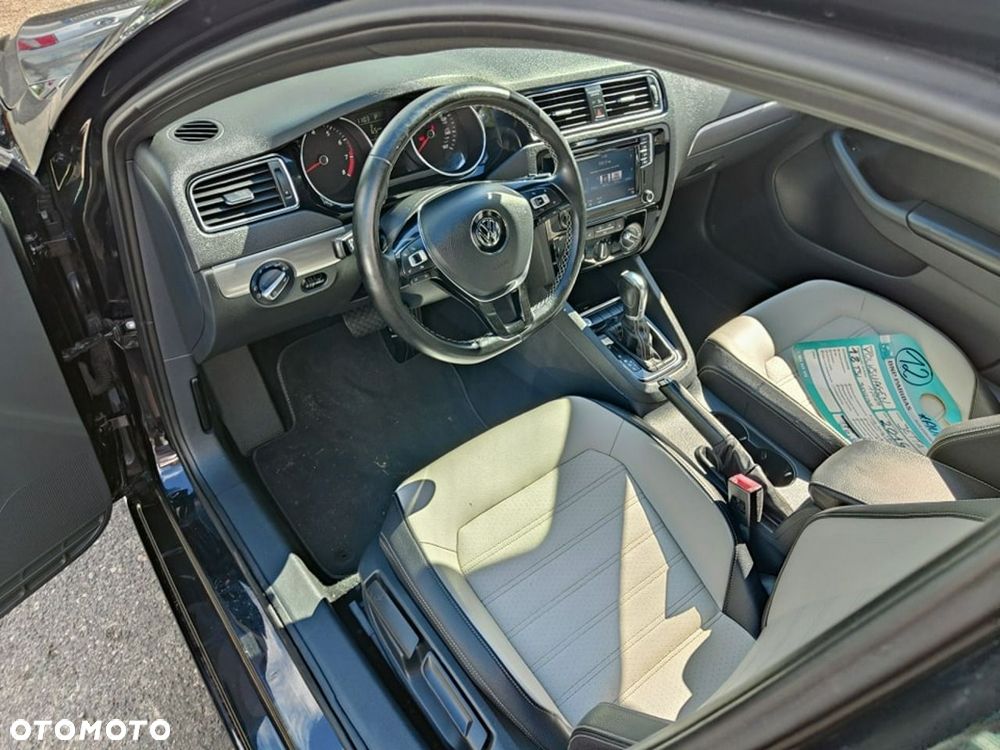 Volkswagen Jetta 1.8T SE - 7