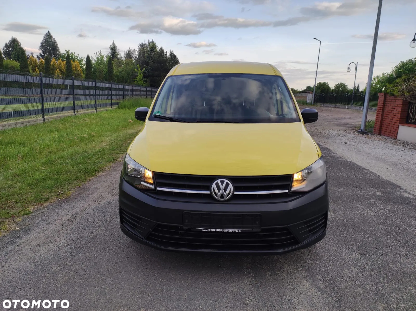 Volkswagen Caddy Maxi - 10