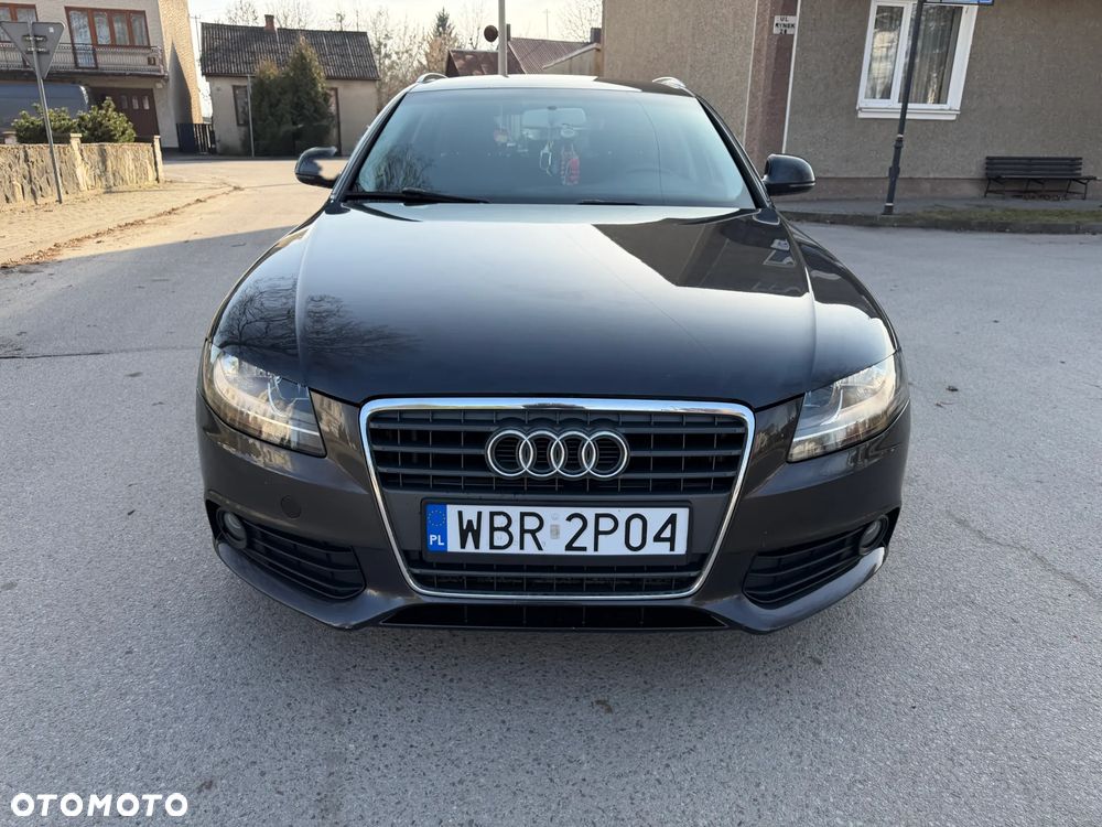 Audi A4 Avant 2.0 TDI - 9