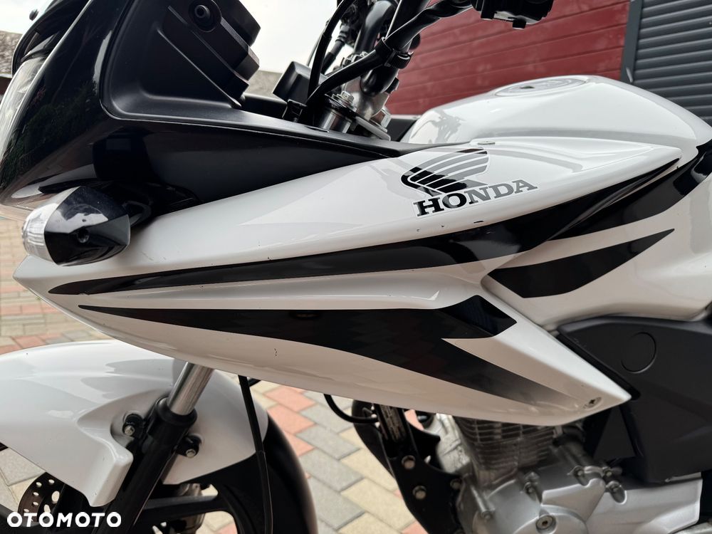 Honda CBF - 4