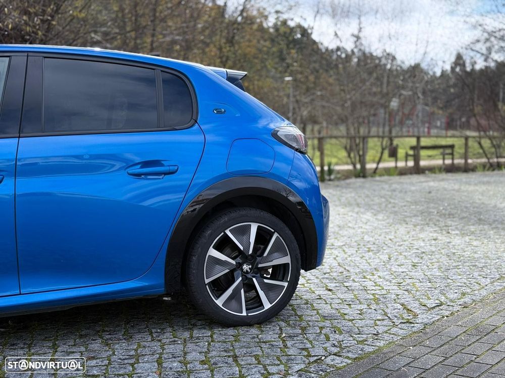 Peugeot e-208 50 kWh GT Pack - 3