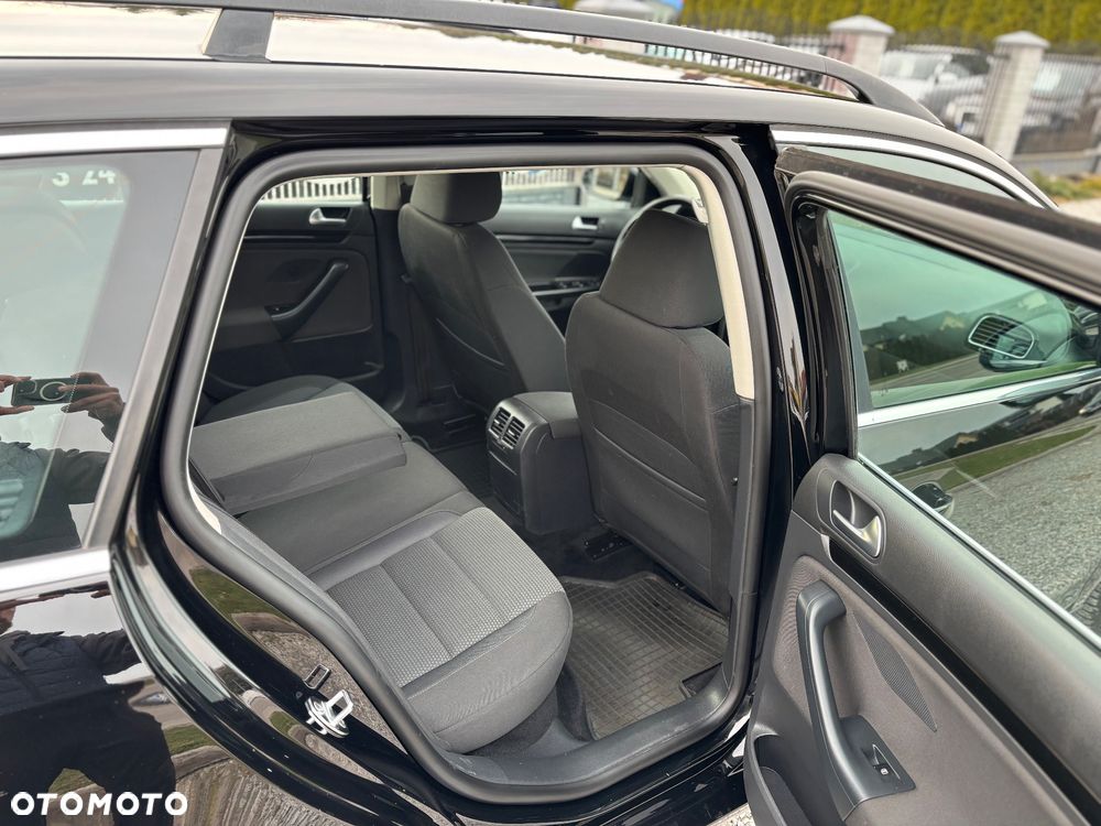 Volkswagen Golf - 12