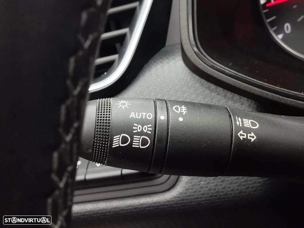 Renault Clio 1.0 TCe Evolution - 18