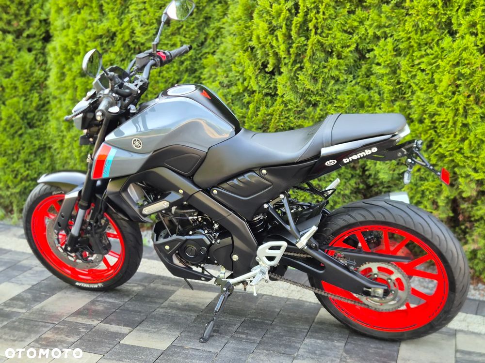 Yamaha MT - 7