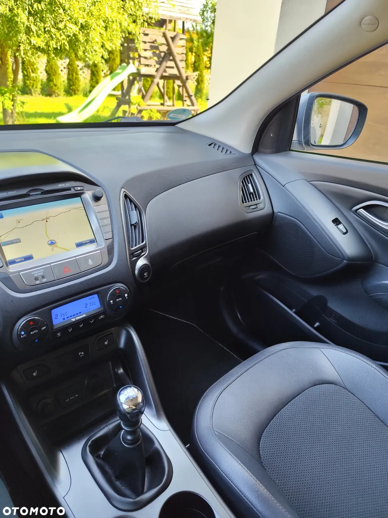 Hyundai ix35 2.0 CRDi Premium 2WD - 17