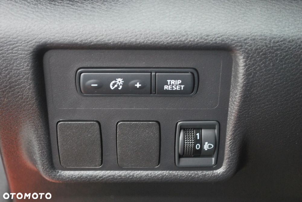 Nissan Micra 1.0 Acenta - 13