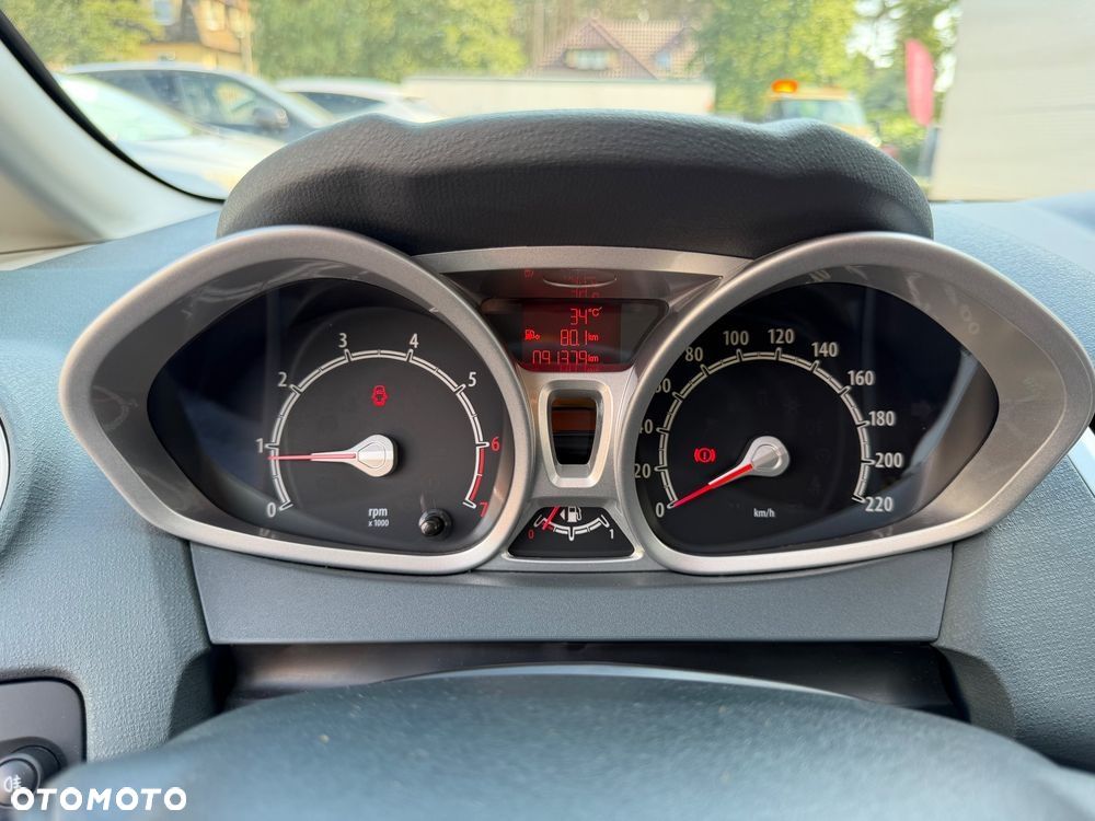 Ford Fiesta - 17