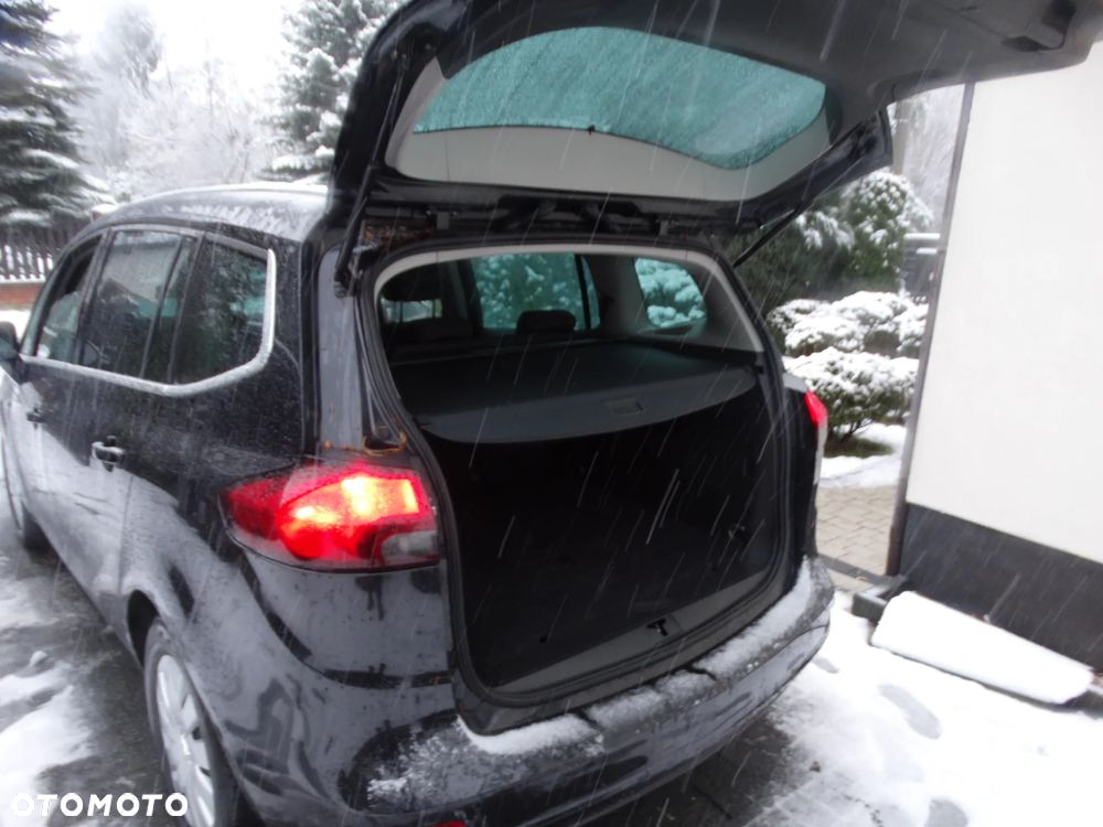 Opel Zafira - 16