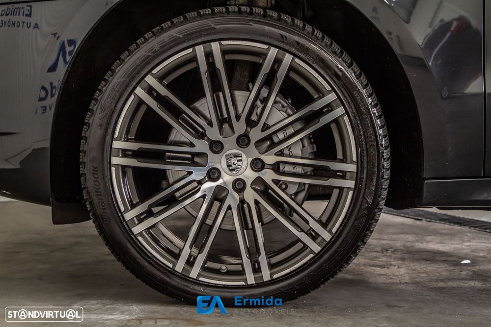 Porsche Macan S All Weather - 17