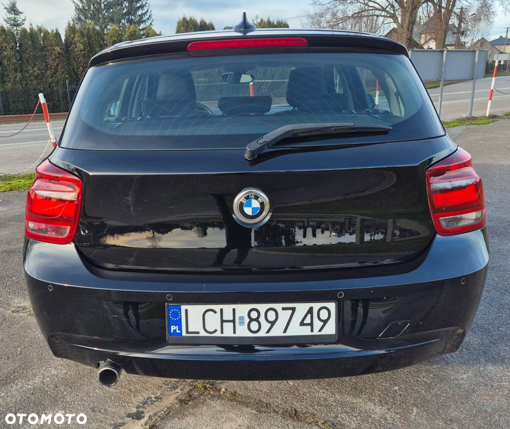 BMW Seria 1 116i - 10