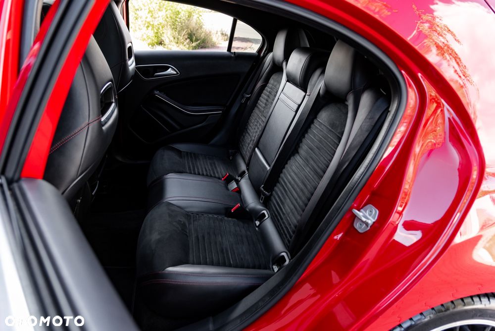 Mercedes-Benz Klasa A 250 Sport 7G-DCT - 20