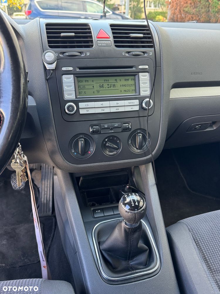 Volkswagen Jetta - 18