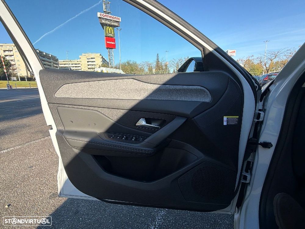 Peugeot 308 SW - 10