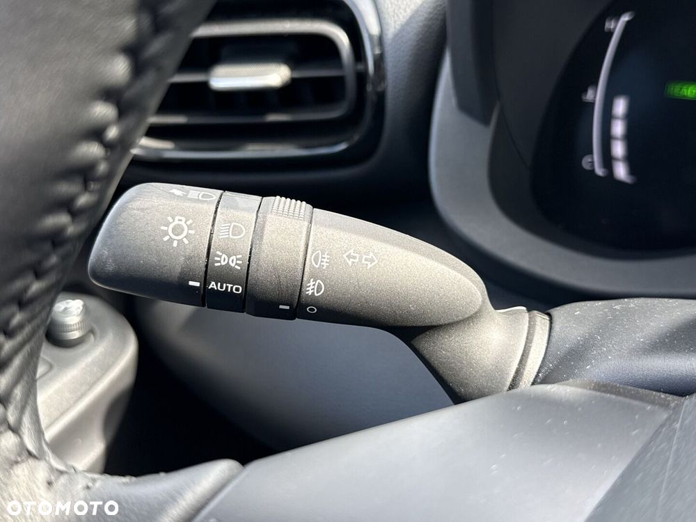 Toyota Yaris Hybrid 1.5 Style - 16